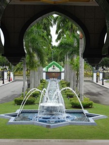 Fuente_Mezquita_Jame’_Asr_Hassanil_Bolkiah