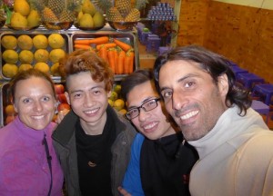 0652._foto_con_locales