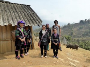 0741._locales_de_la_etnia_H'Mong