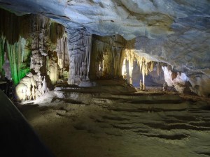 0803._paradise_cave