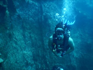 2044. en Barracuda Lake  