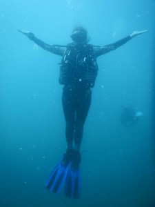 2088. Carina buceando el Morazan Maru  
