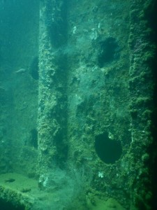 2107. buceando el Okikawa Maru  